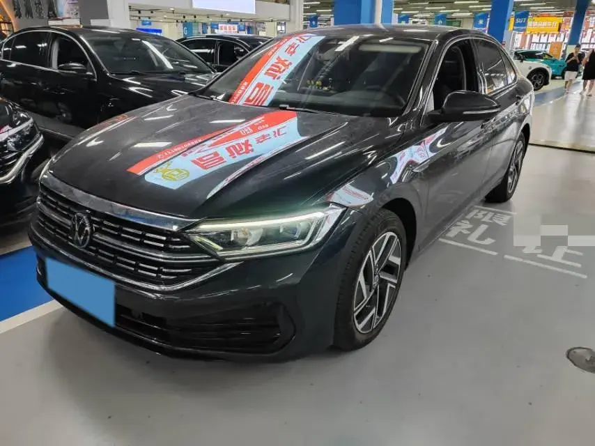 2024 Volkswagen Sagitar 1.5T 160HP L4 7DCT