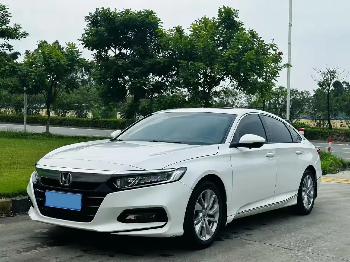 2018 Honda Accord 1.5T 194HP L4 CVT