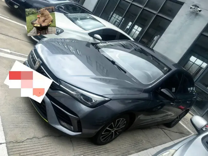 2021 Roewe i5 1.5L 120HP L4 CVT