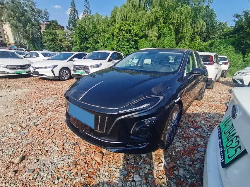 2024 HongQi E-QM5 BEV 60KWH