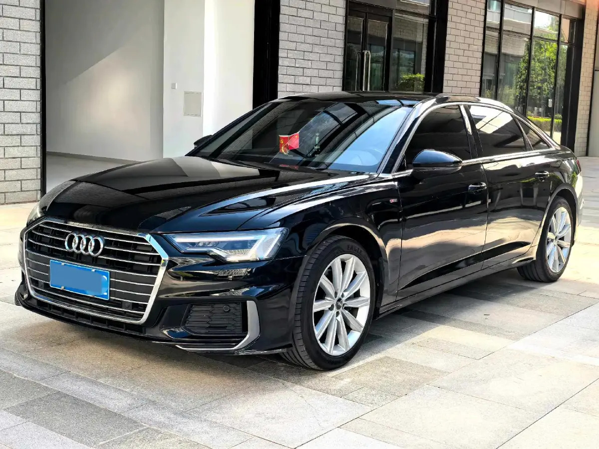 2021 Audi A6L 2.0T 224HP L4 7DCT