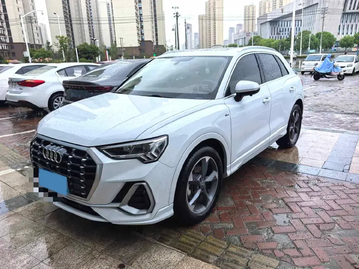 2020 Audi Q3 2.0T 186HP L4 7DCT