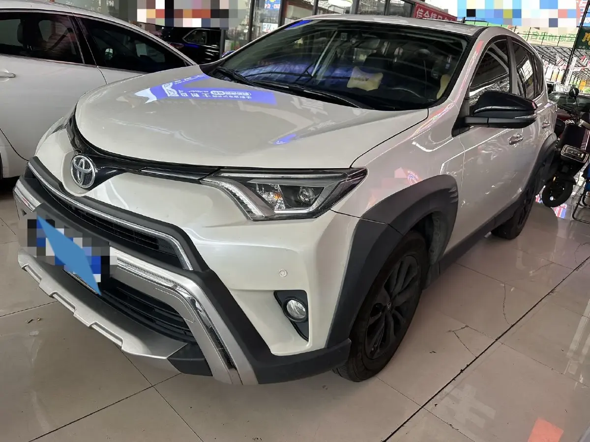 2019 Toyota RAV4 2.0L 151HP L4 CVT