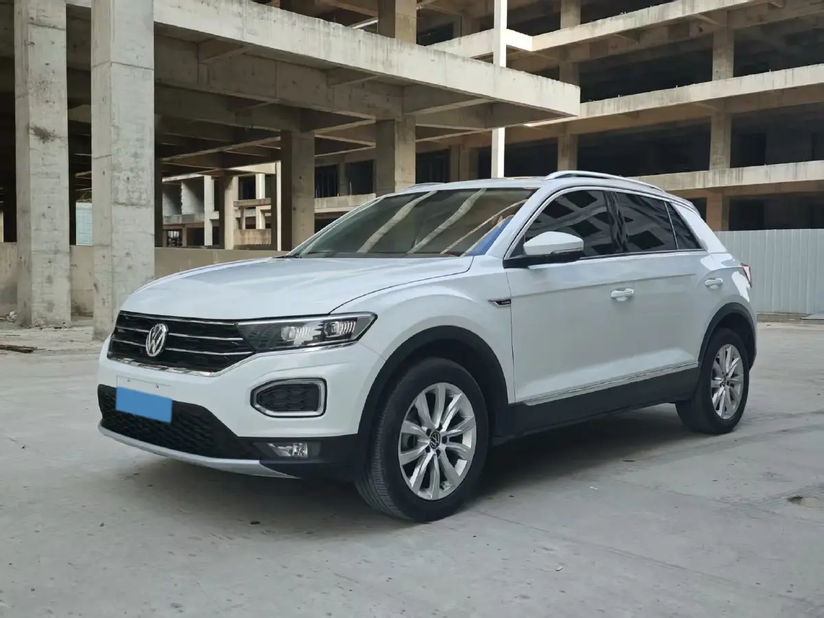 2021 Volkswagen T-Roc 1.4T 150HP L4 7DCT
