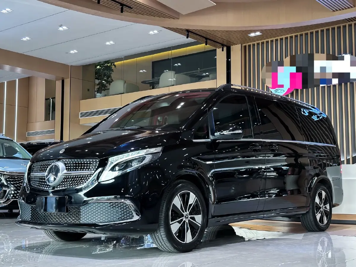 2021 Mercedes-Benz V Class 2.0T 211HP L4 9AT