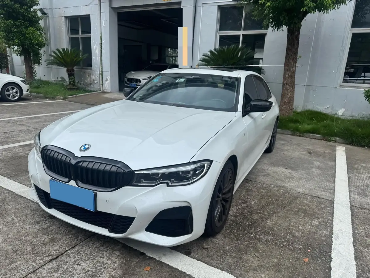 2020 BMW 3 Series 2.0T 184HP L4 8AT