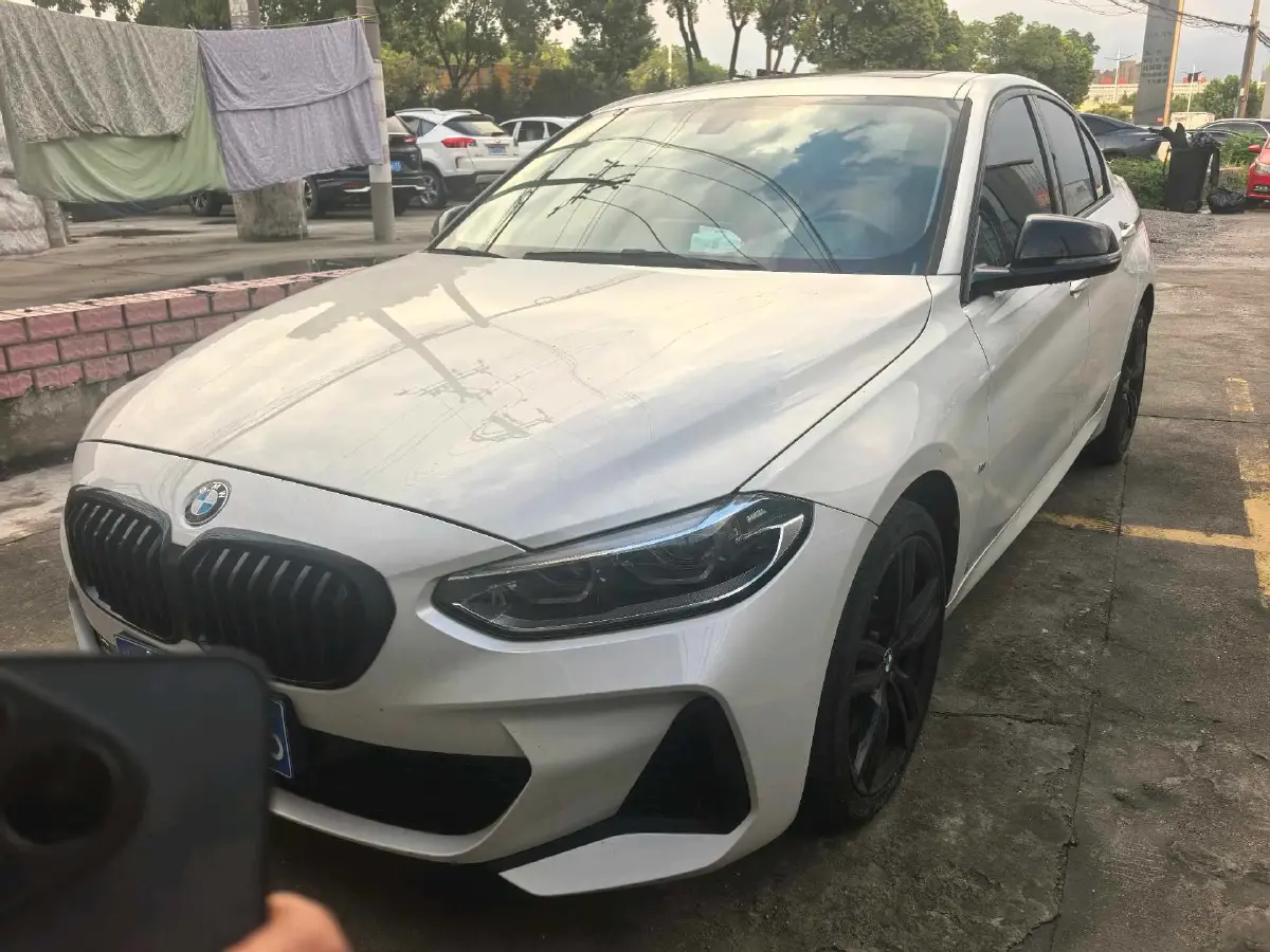 2023 BMW 1 Series 2.0T 178HP L4 7DCT