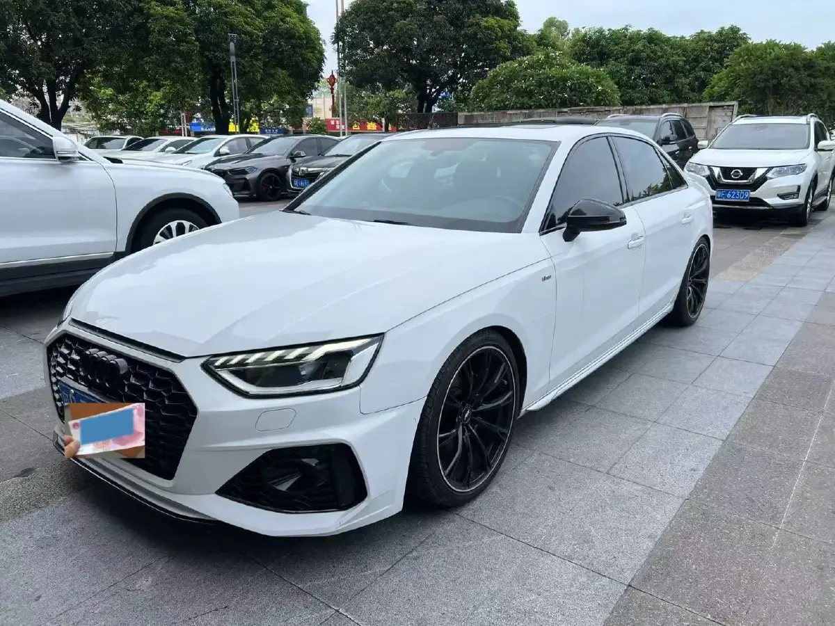 2020 Audi A4L 2.0T 150HP L4 7DCT