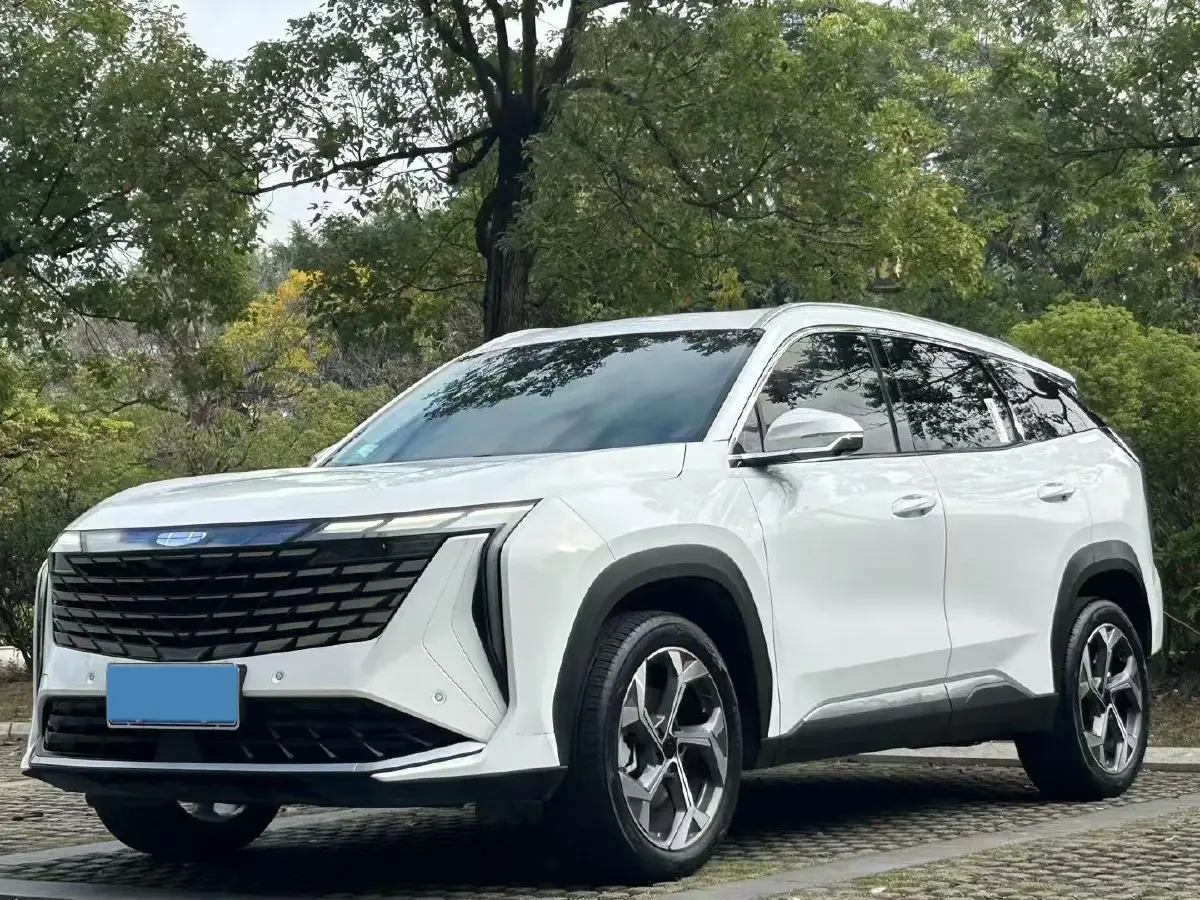 2023 Geely StarRay 1.5T 181HP L4 7DCT