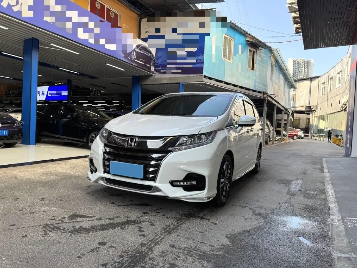 2021 Honda Odyssey 2.0L 146HP L4 E-CVT Hybrid