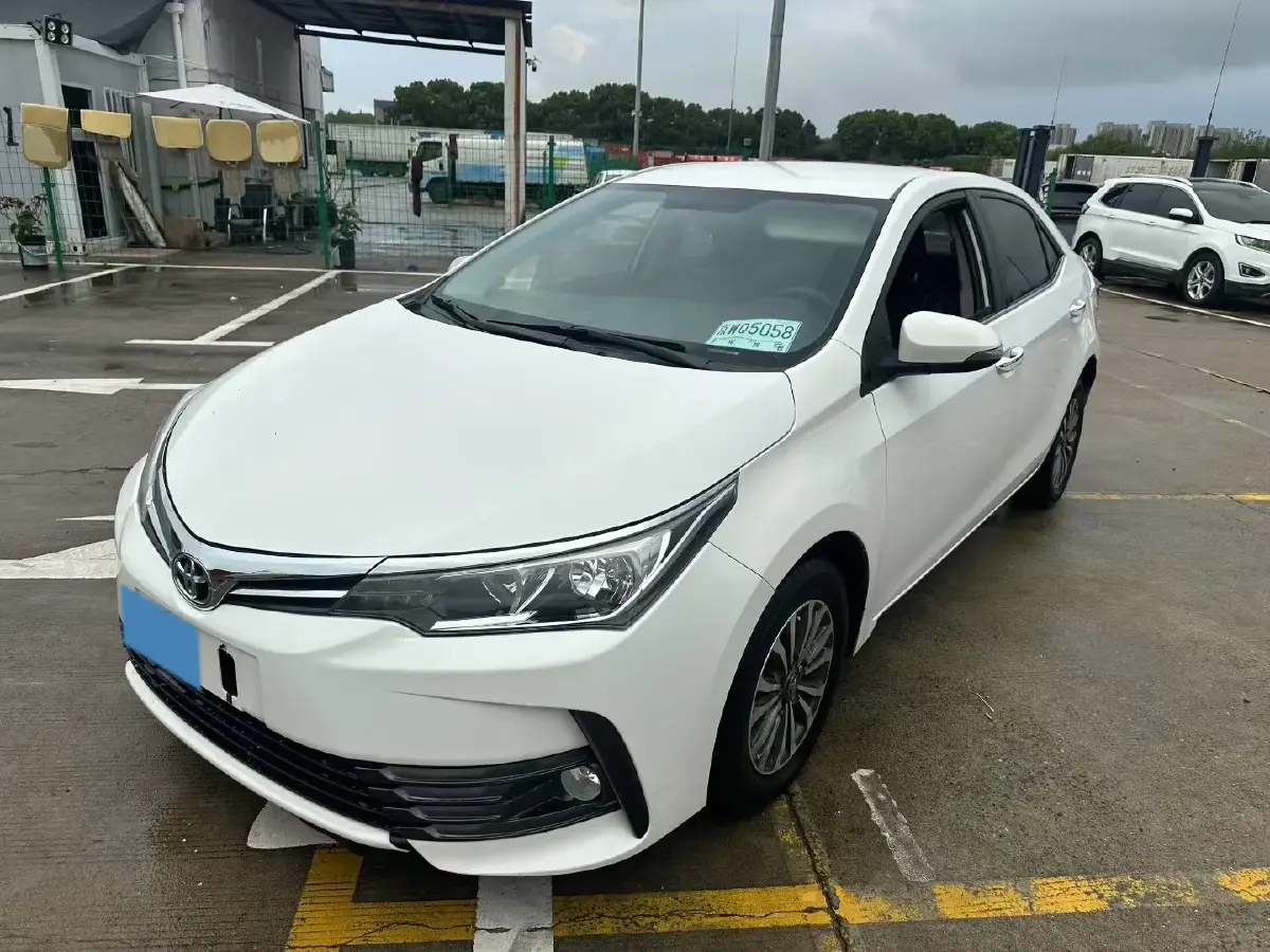 2018 Toyota Corolla 1.2T 116HP L4 CVT