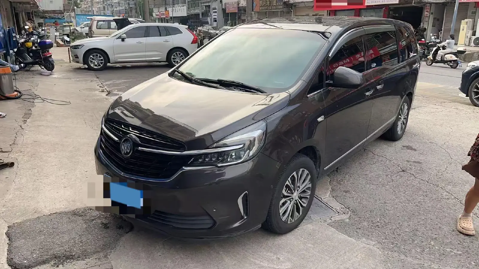 2021 Buick GL8 2.0T 237HP L4 9AT