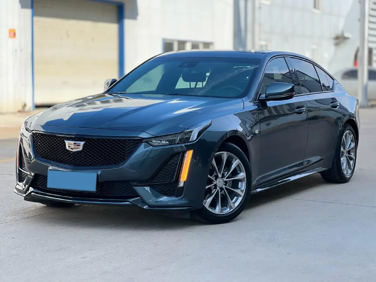 2020 Cadillac CT5 2.0T 241HP L4 10AT