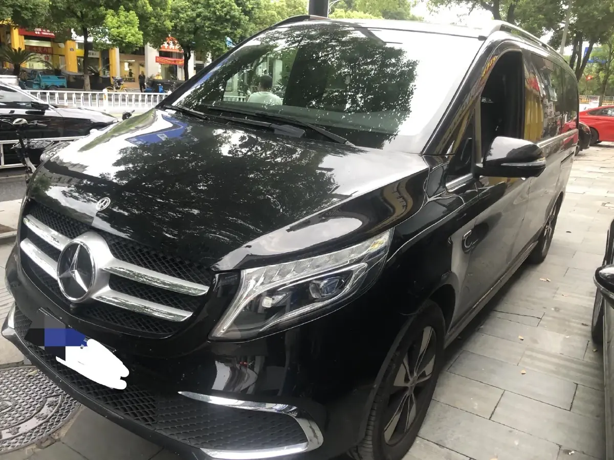 2021 Mercedes-Benz V Class 2.0T 211HP L4 9AT