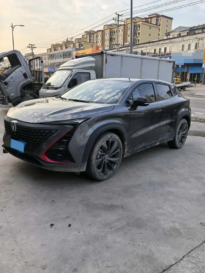 2020 ChangAn UNI-T 1.5T 180HP L4 7DCT