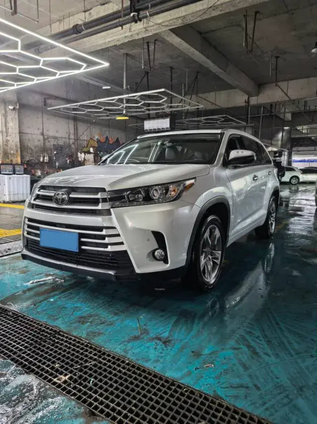 2021 Toyota Highlander 2.0T 220HP L4 6AT