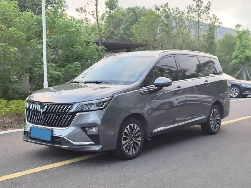 2022 WuLing JiaChen 1.5T 147HP L4 CVT