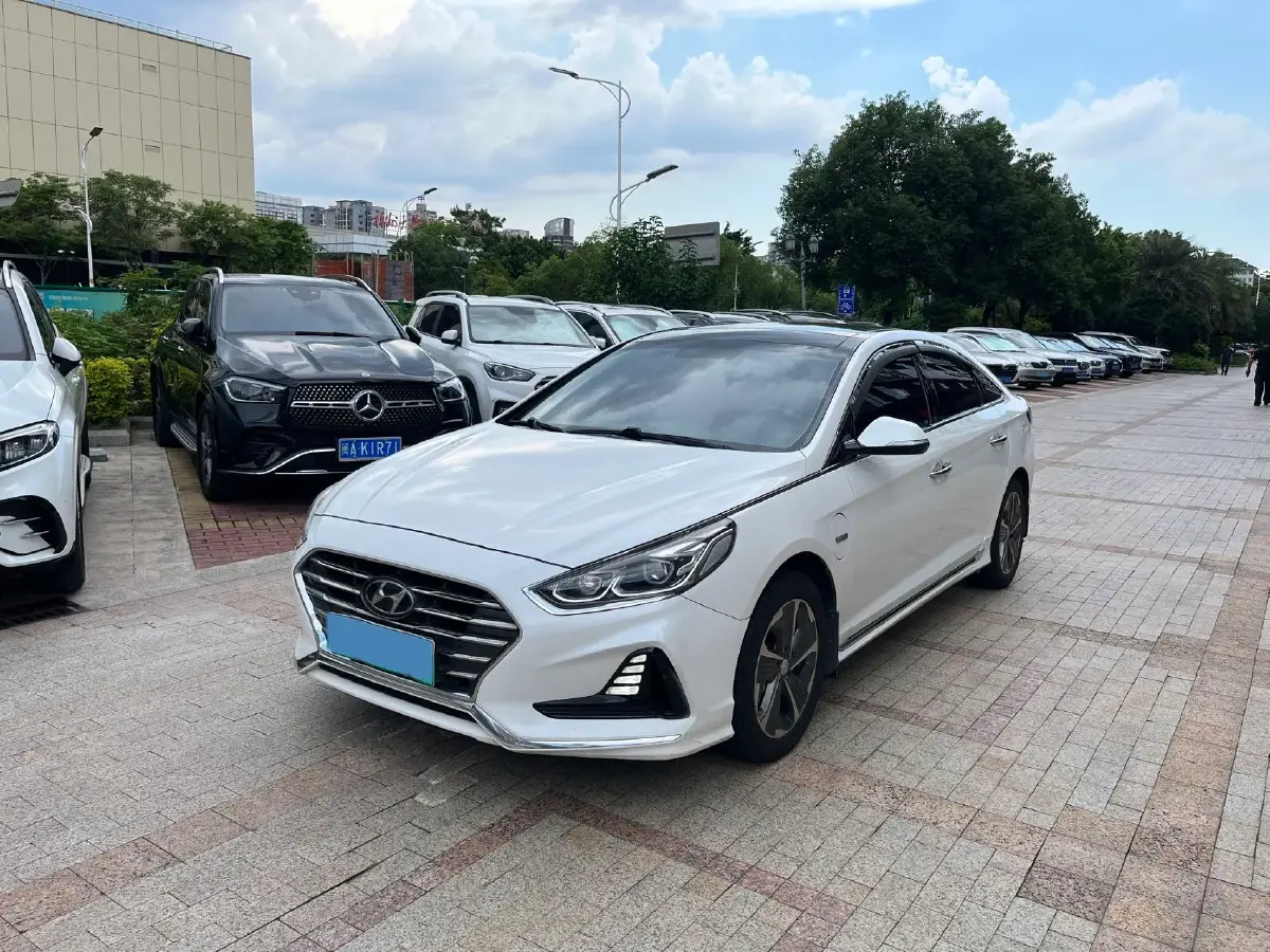 2018 Hyundai Sonata 2.0L 156HP L4 6AT PHEV 12.9KWH