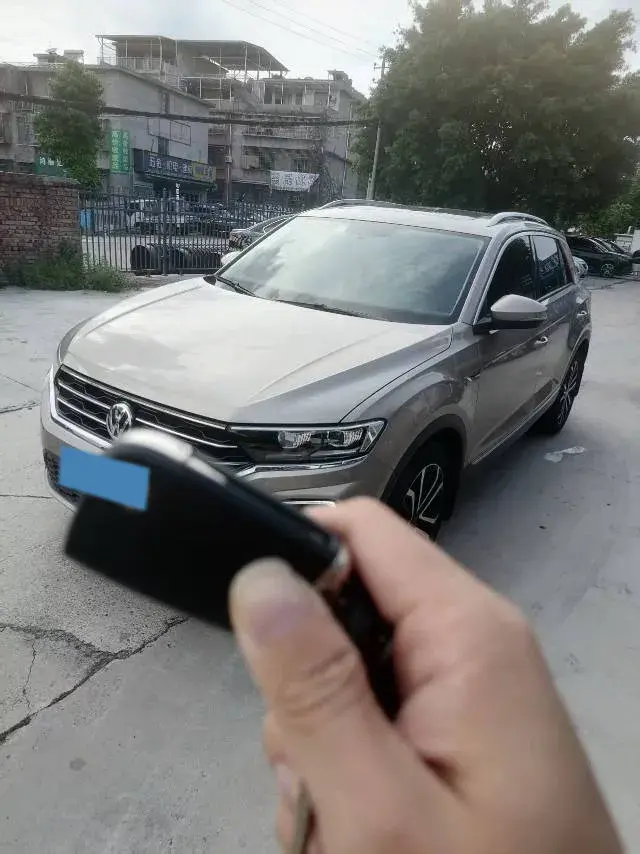 2019 Volkswagen T-Roc 1.4T 150HP L4 7DCT