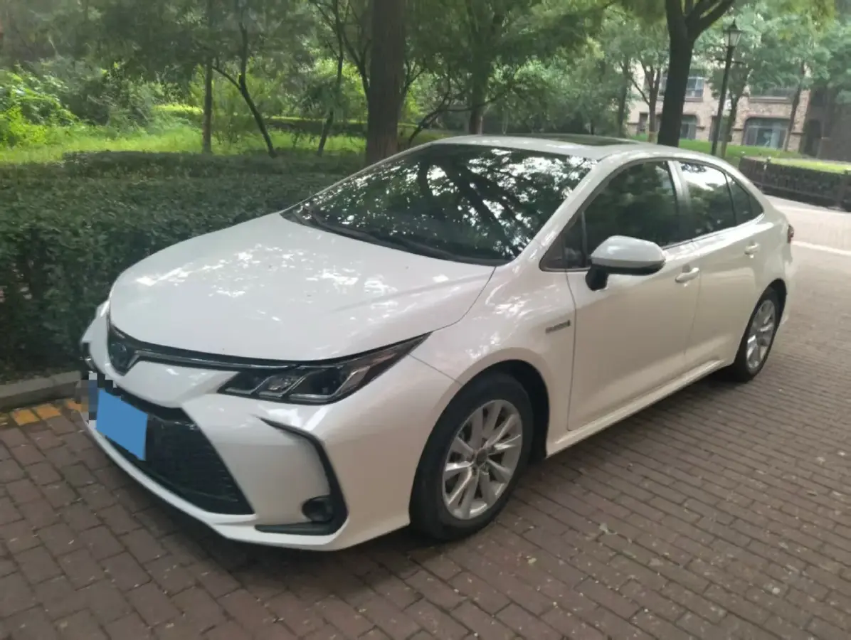 2023 Toyota Corolla 1.8L 98HP L4 E-CVT Hybrid