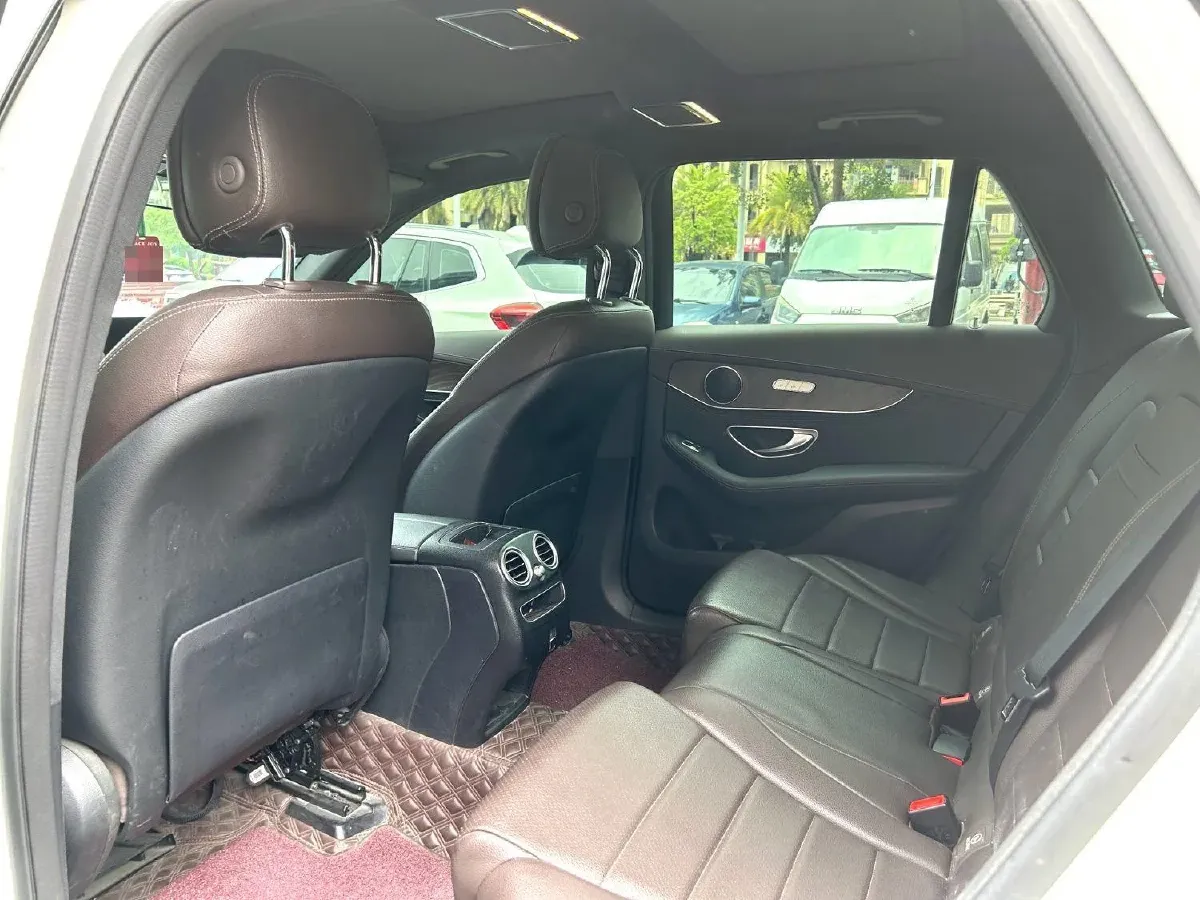 2020 Mercedes-Benz GLC Class 2.0T 197HP L4 9AT,autocango,china used car exporter,china ev exporter,chinese used car exporter,chinese used ev exporter