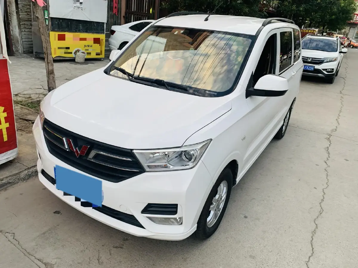 2018 WuLing HongGuang 1.5L 105HP L4 5MT