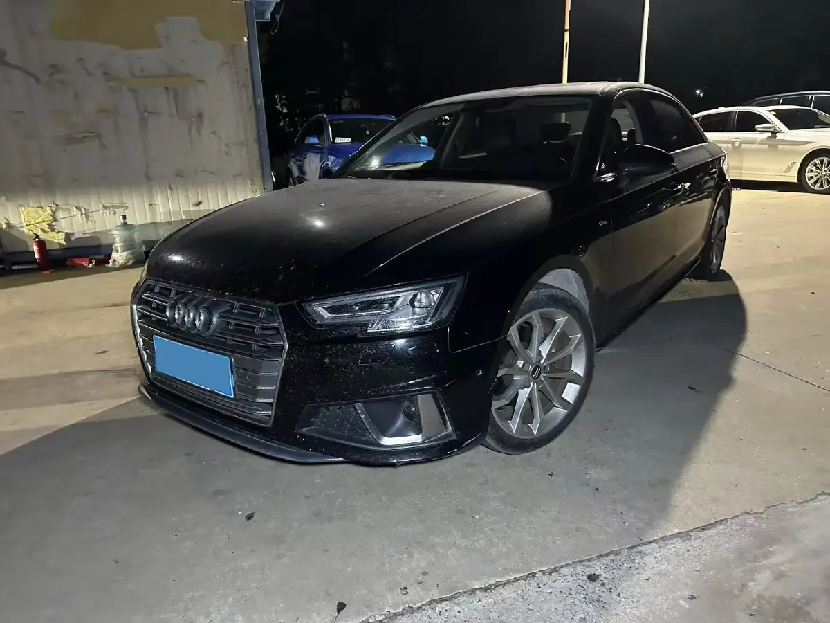 2019 Audi A4L 2.0T 190HP L4 7DCT