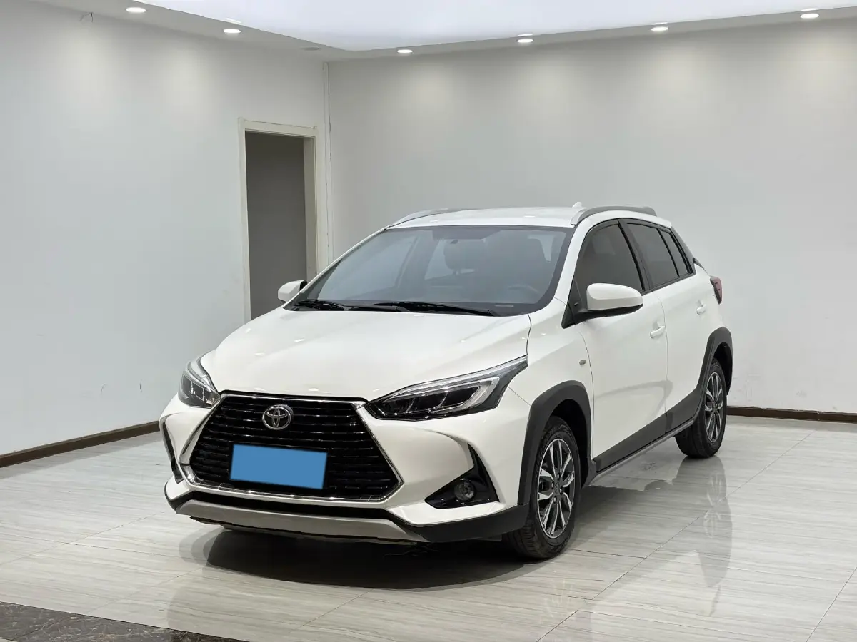 2021 Toyota Yaris L 1.5L 112HP L4 CVT