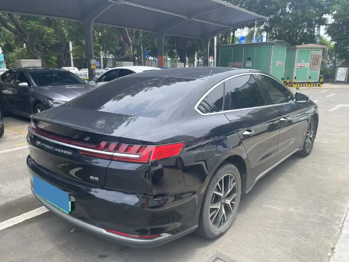 2021 BYD e9 BEV 64.8KWH,autocango,china used car exporter,china ev exporter,chinese used car exporter,chinese used ev exporter