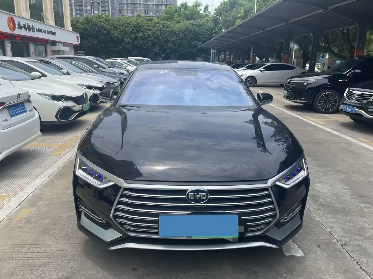 2021 BYD e9 BEV 64.8KWH,autocango,china used car exporter,china ev exporter,chinese used car exporter,chinese used ev exporter