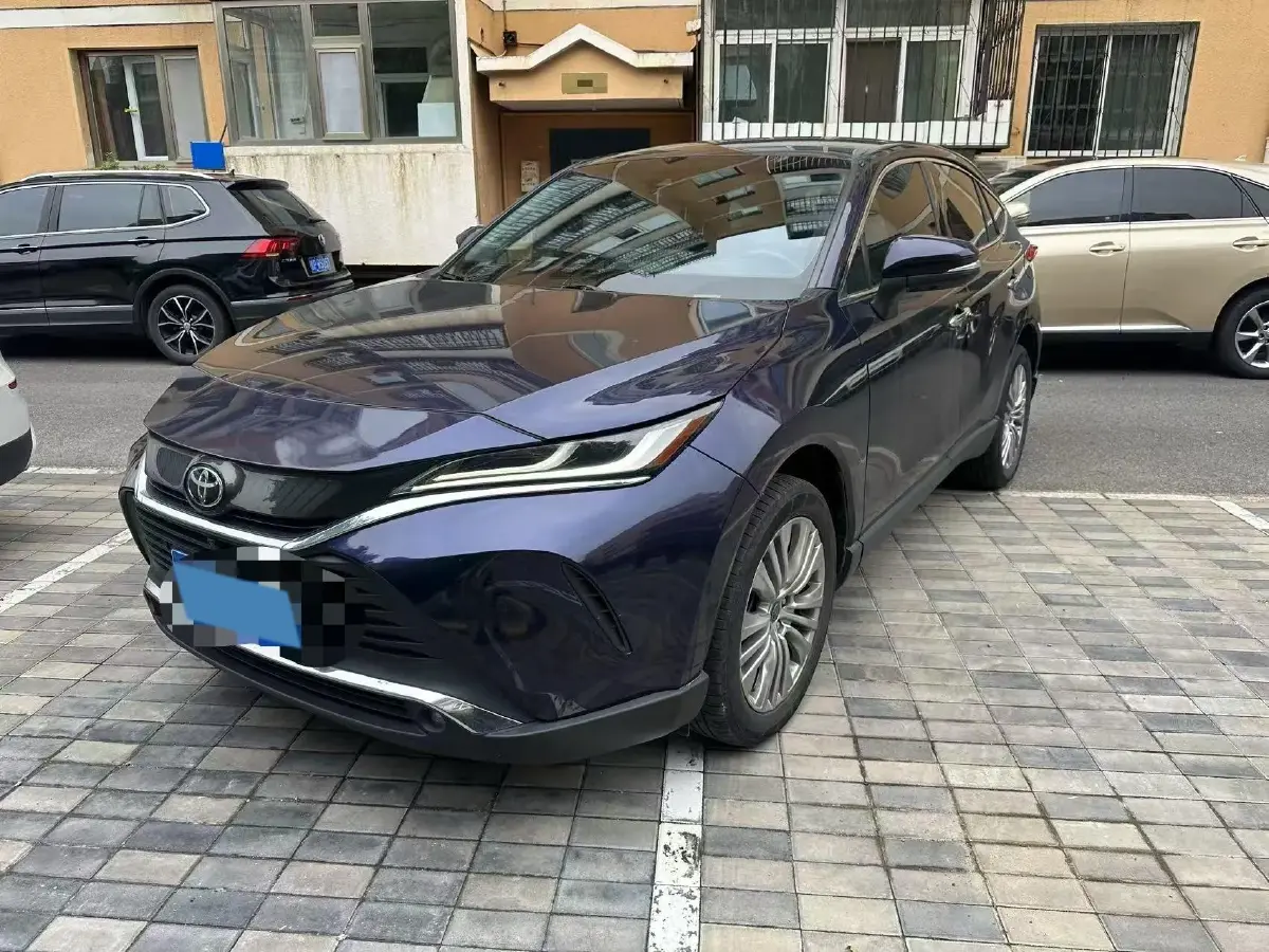 2022 Toyota Harrier 2.0L 171HP L4 CVT