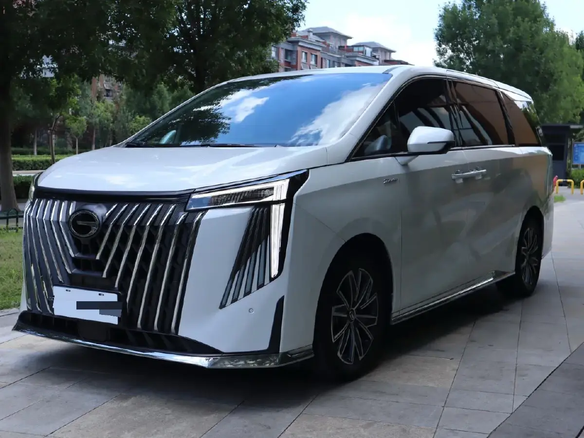 2024 GAC Trumpchi M8 2.0T 252HP L4 8AT