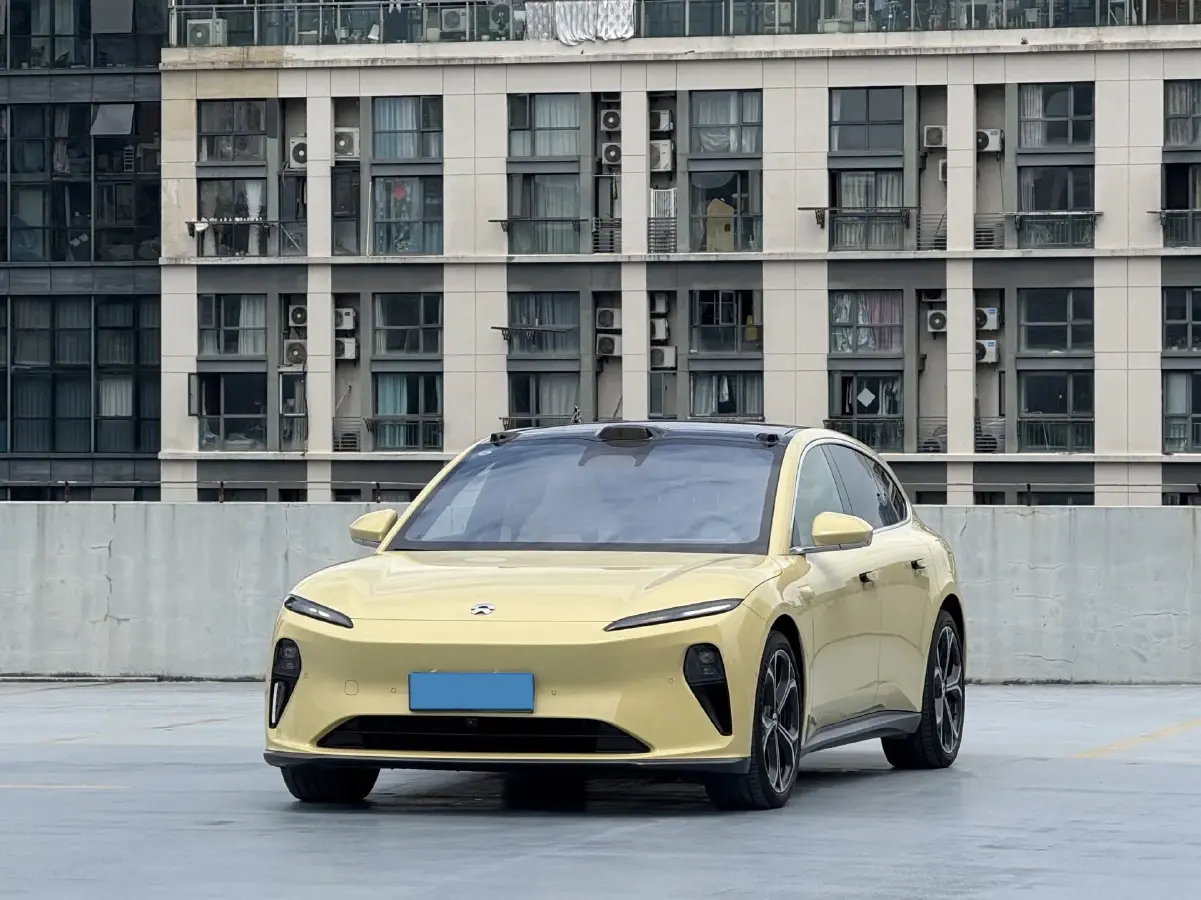 2024 NIO ET5T BEV 75KWH