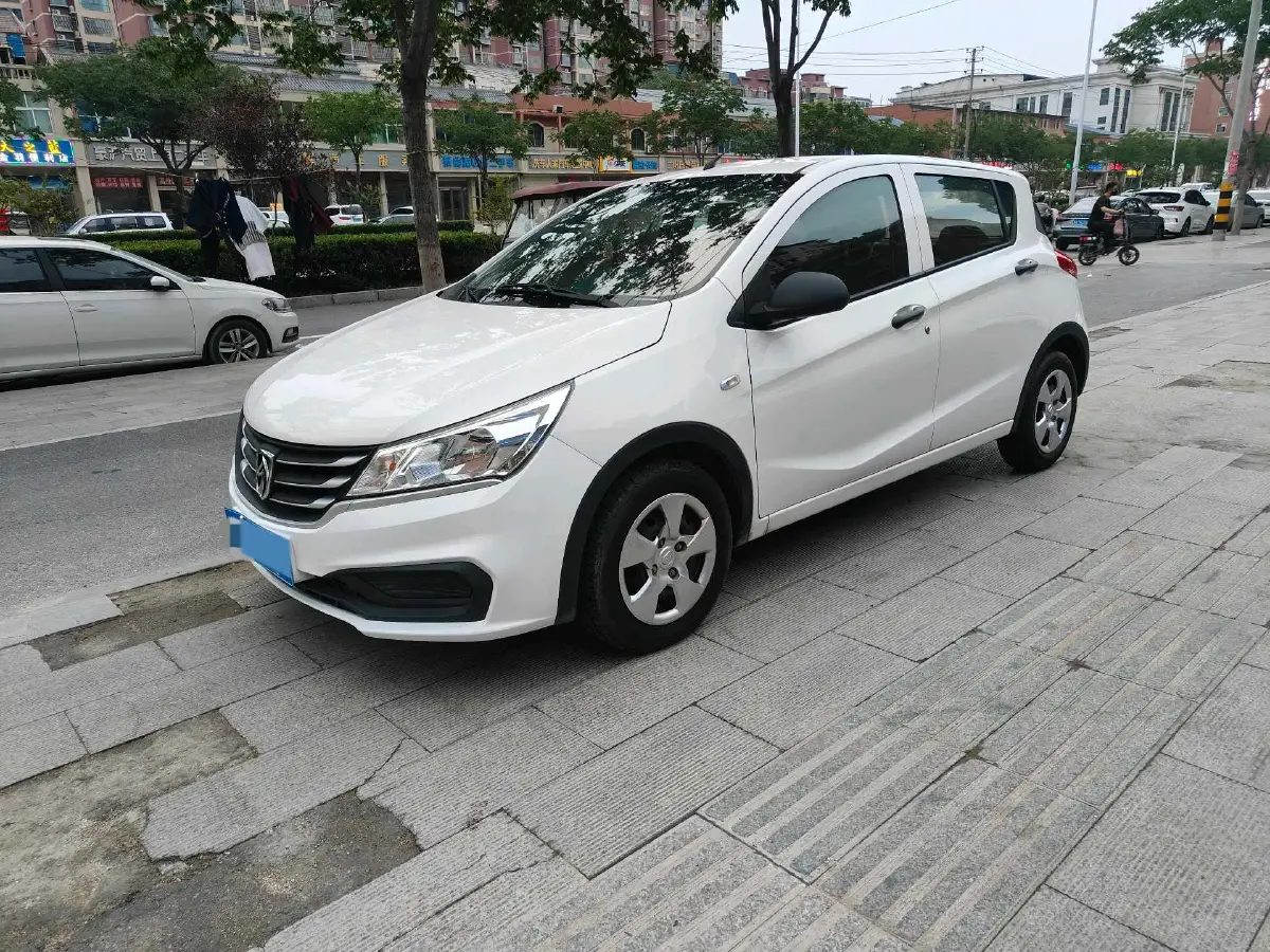 2016 BaoJun 310 1.2L 82HP L4 5MT