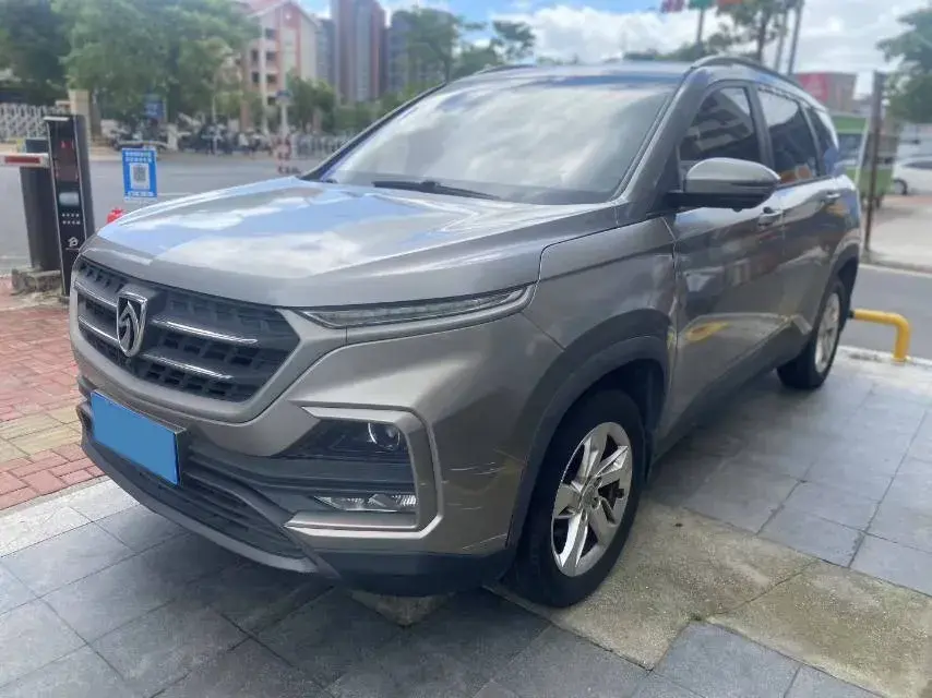 2018 BaoJun 530 1.5T 150HP L4 6MT