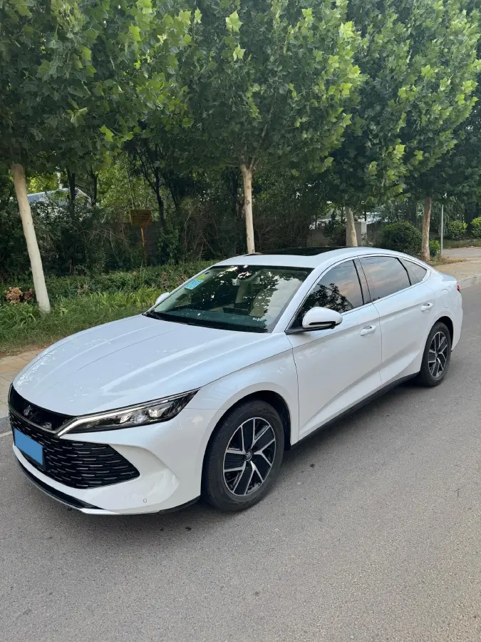 2024 BYD QinL 1.5L 101HP L4 E-CVT PHEV 15.87KWH