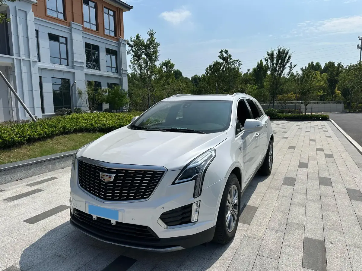 2020 Cadillac XT5 2.0T 237HP L4 9AT