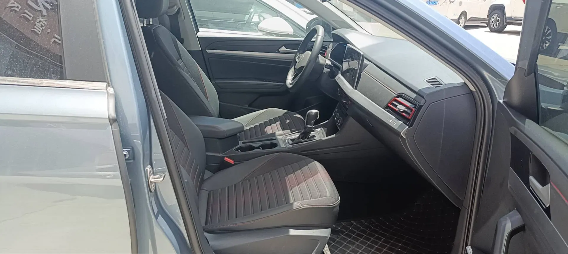 2023 Volkswagen Lavida 1.5T 160HP L4 7DCT,autocango,china used car exporter,china ev exporter,chinese used car exporter,chinese used ev exporter