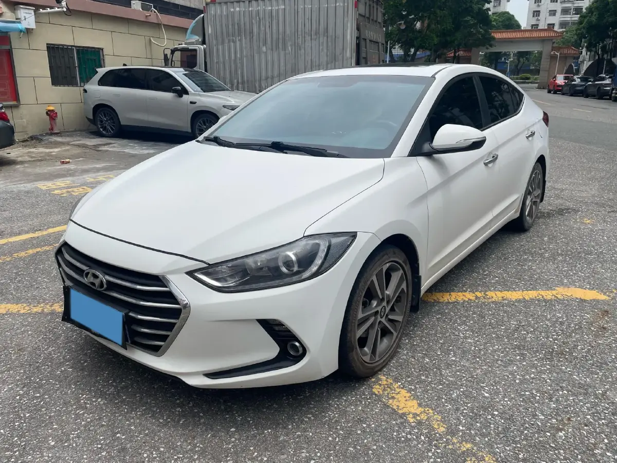 2016 Hyundai Elantra 1.6L 130HP L4 6AT