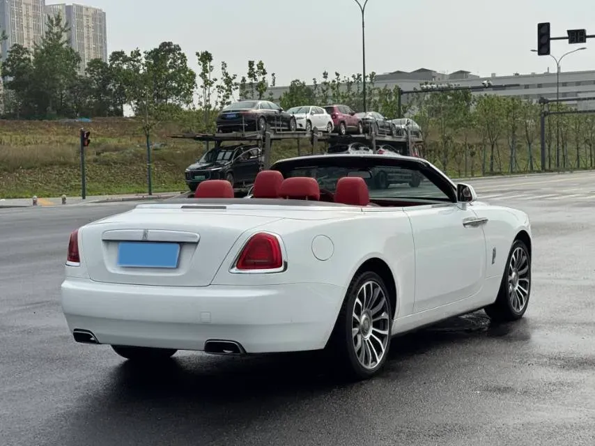 2015 Rolls-Royce Dawn 6.6T 571HP V12 8AT,autocango,china used car exporter,china ev exporter,chinese used car exporter,chinese used ev exporter
