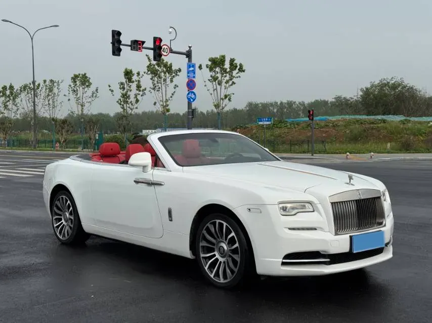 2015 Rolls-Royce Dawn 6.6T 571HP V12 8AT,autocango,china used car exporter,china ev exporter,chinese used car exporter,chinese used ev exporter