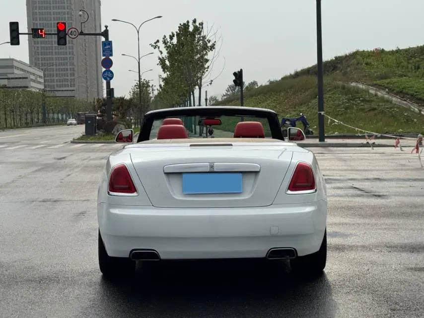 2015 Rolls-Royce Dawn 6.6T 571HP V12 8AT,autocango,china used car exporter,china ev exporter,chinese used car exporter,chinese used ev exporter