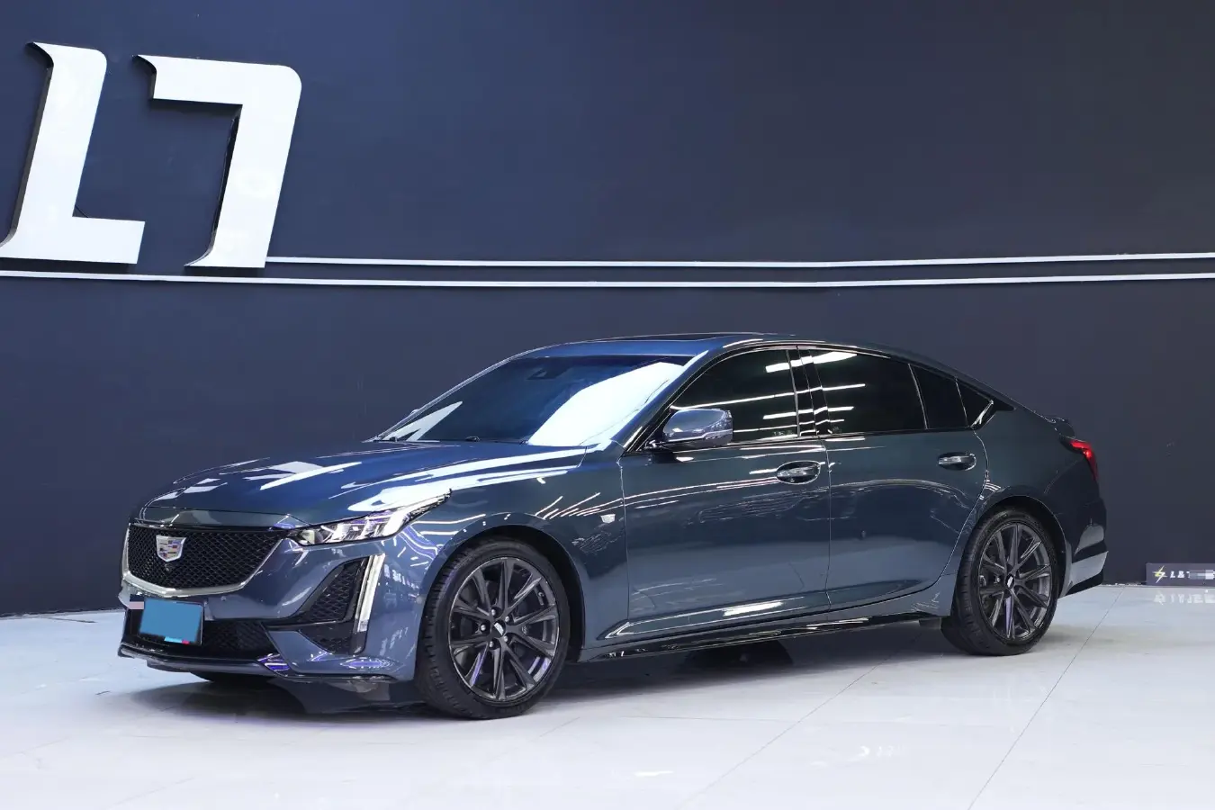 2020 Cadillac CT5 2.0T 241HP L4 10AT