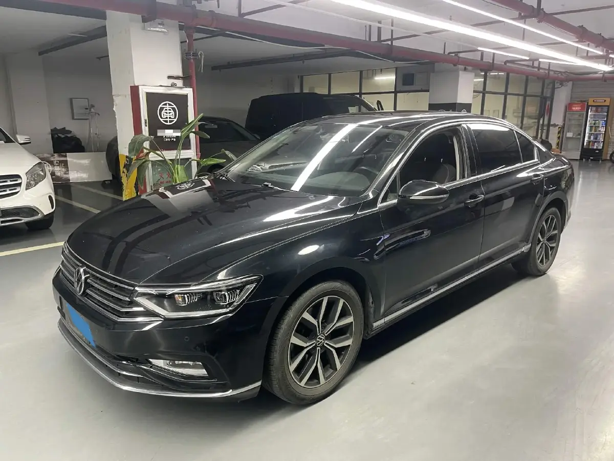 2019 Volkswagen Magotan 2.0T 186HP L4 7DCT