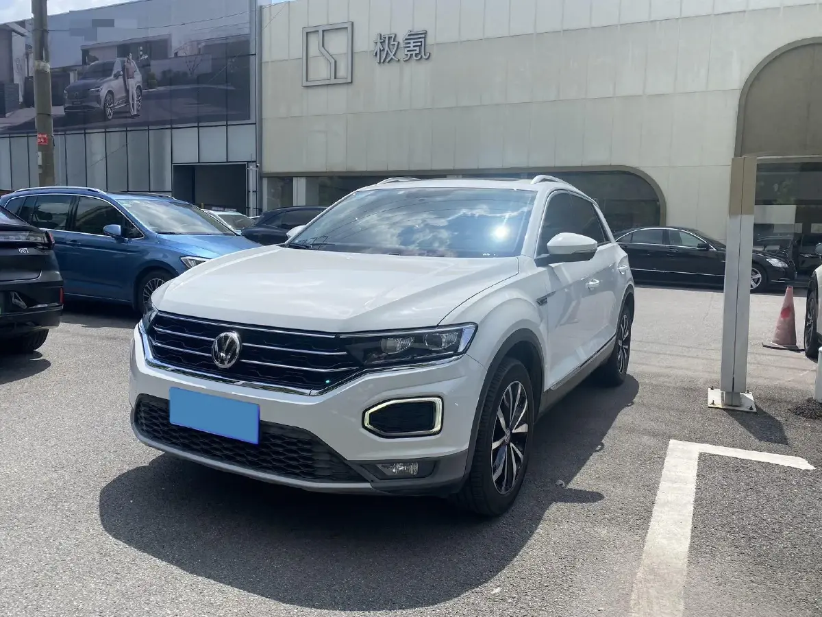 2018 Volkswagen T-Roc 1.4T 150HP L4 7DCT