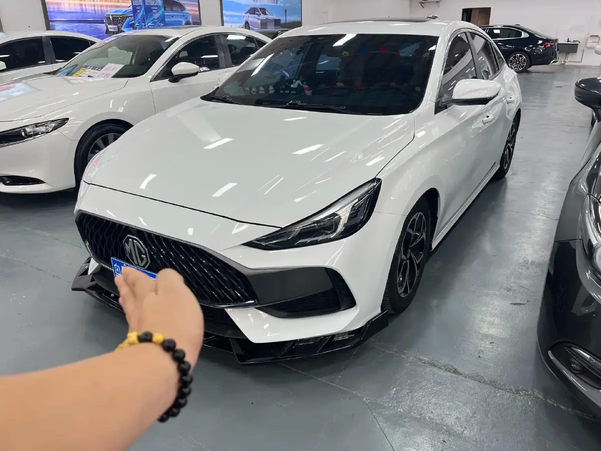 2023 MG 5 1.5L 129HP L4 5MT