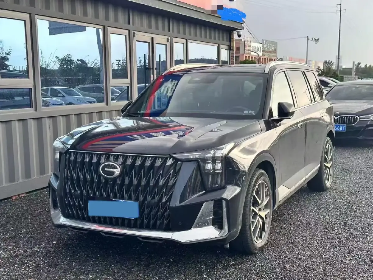2022 GAC Trumpchi GS8 2.0T 190HP L4 E-CVT Hybrid