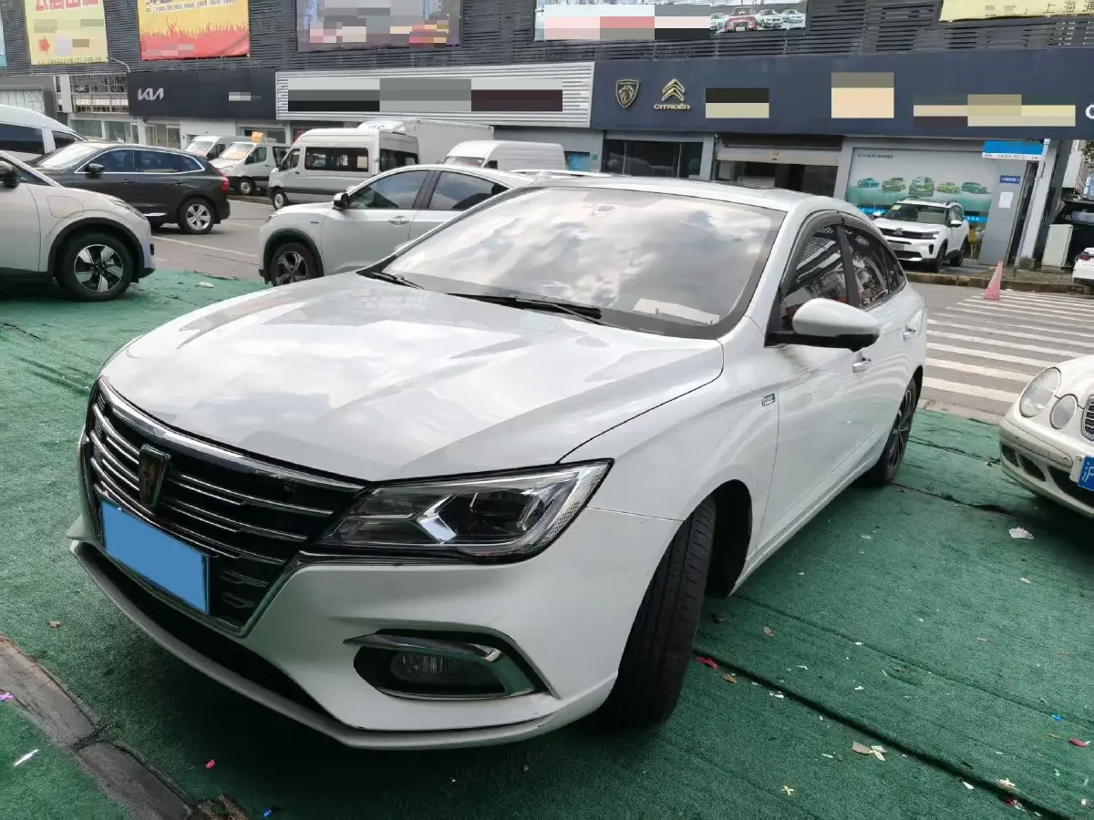 2019 Roewe i5 1.5L 120HP L4 CVT