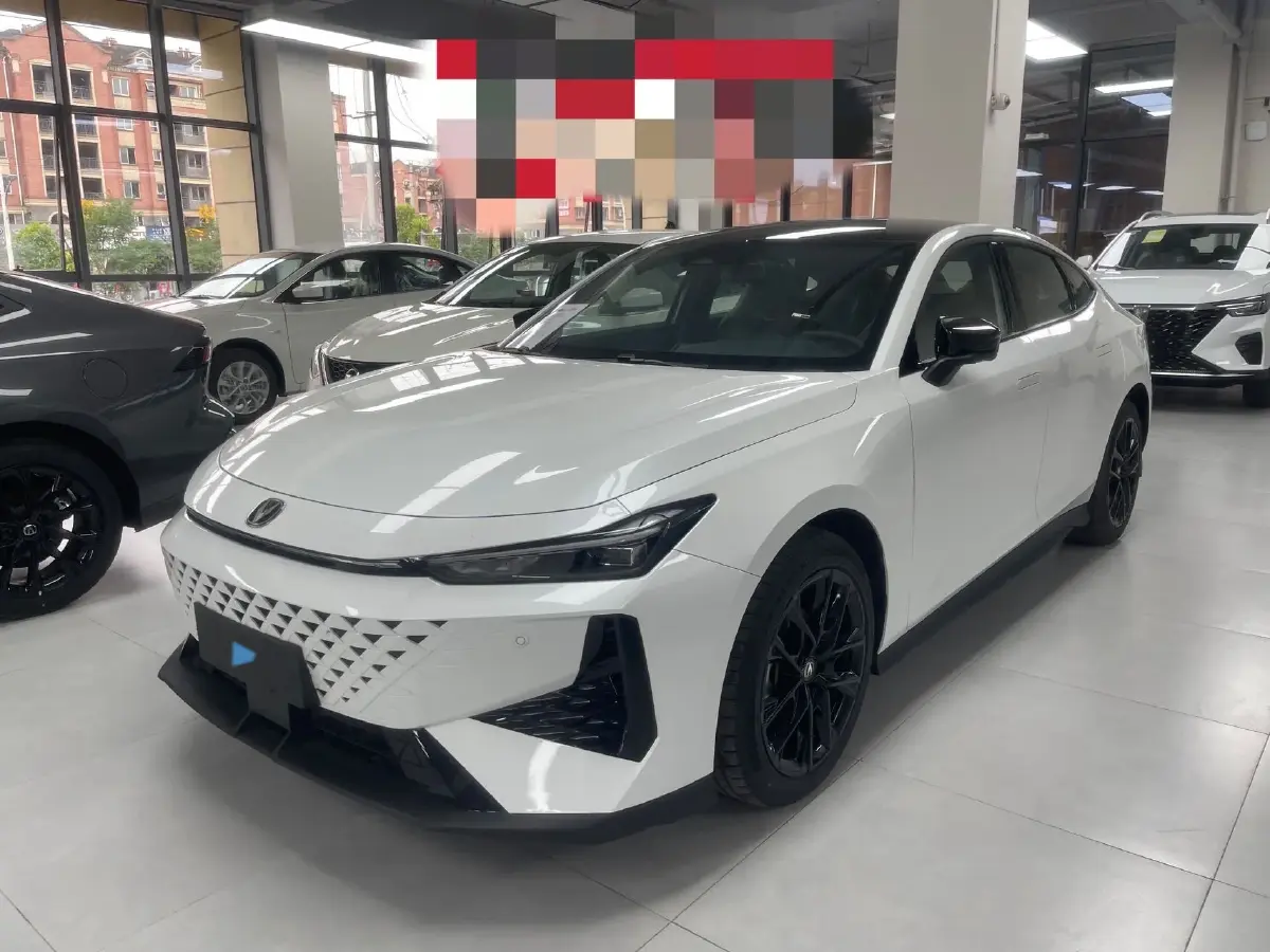 2024 ChangAn UNI-V 1.5T 188HP L4 7DCT