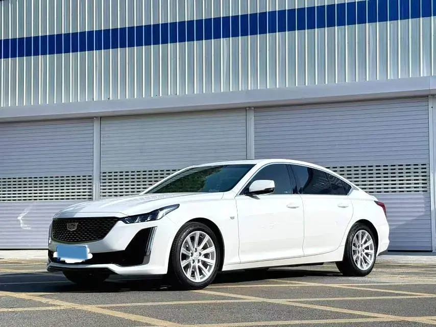 2020 Cadillac CT5 2.0T 237HP L4 10AT